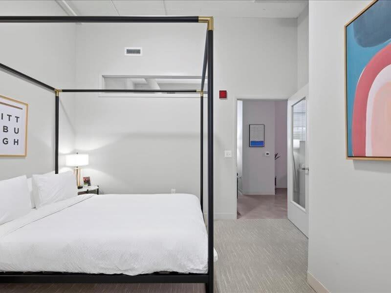 Cozysuites Roomy 1br, Downtown Apartment *